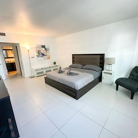Departamento Frente Al Mar Con Salida Directa A Playa. Leilighet Hollywood Eksteriør bilde